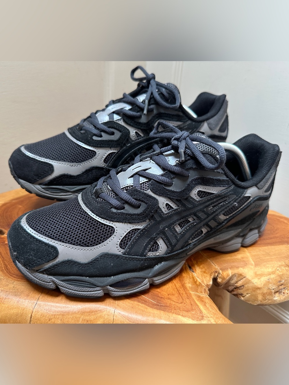 ASICS Gel NYC - Size: US Men’s 11